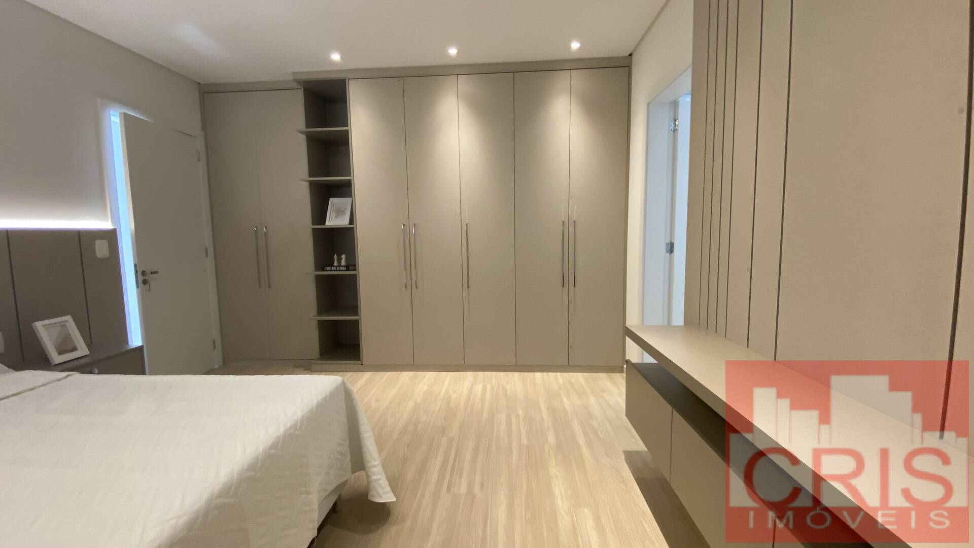 Apartamento à venda com 3 quartos, 128m² - Foto 26