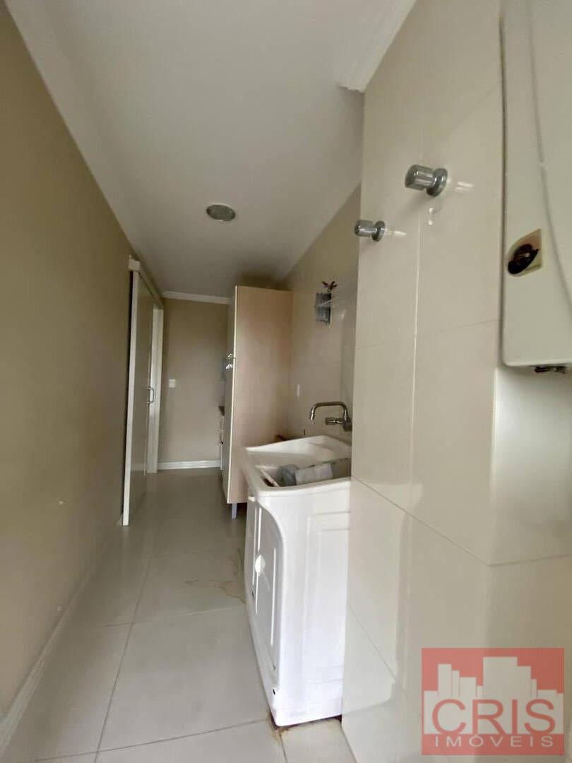 Apartamento à venda com 3 quartos, 122m² - Foto 3