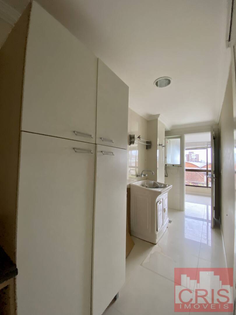 Apartamento à venda com 3 quartos, 122m² - Foto 6