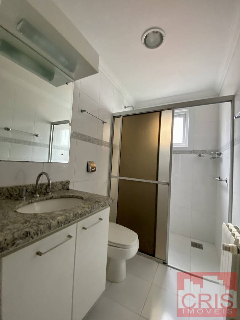 Apartamento à venda com 3 quartos, 122m² - Foto 13