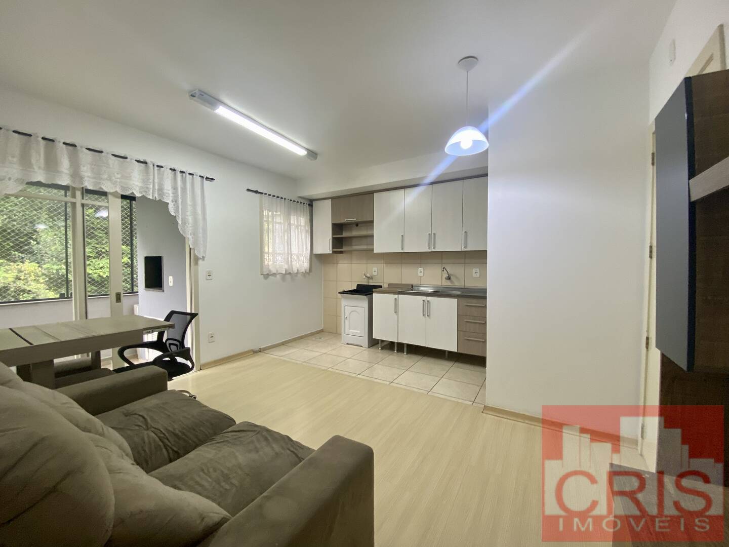 Apartamento à venda com 2 quartos, 56m² - Foto 1