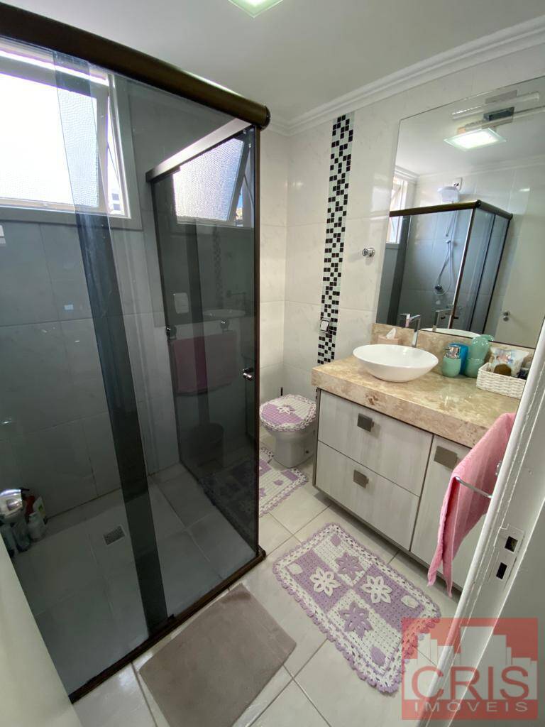 Apartamento à venda com 2 quartos, 69m² - Foto 9